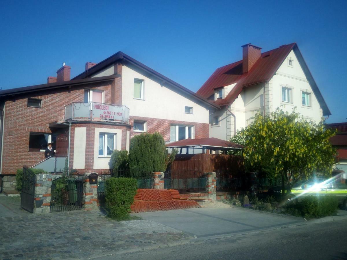 Mieszkanie Na Zielonej Tanie I Wygodne Noclegi Człuchów エクステリア 写真